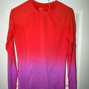 Figs Women's Salta Seamless Longsleeve Underscrub in Ombre Fireside